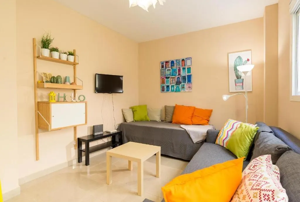 Plaza Merced Patio-Parking Gratis Jinetes3 Malaga