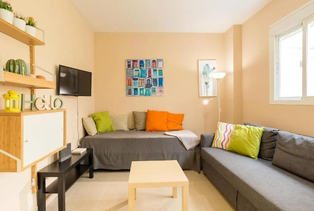 Plaza Merced Patio-Parking Gratis Jinetes3 Malaga