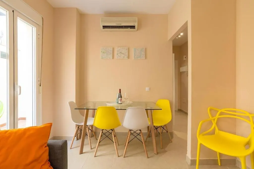 Apartment Plaza Merced Patio-Parking Gratis Jinetes3 Malaga Spain
